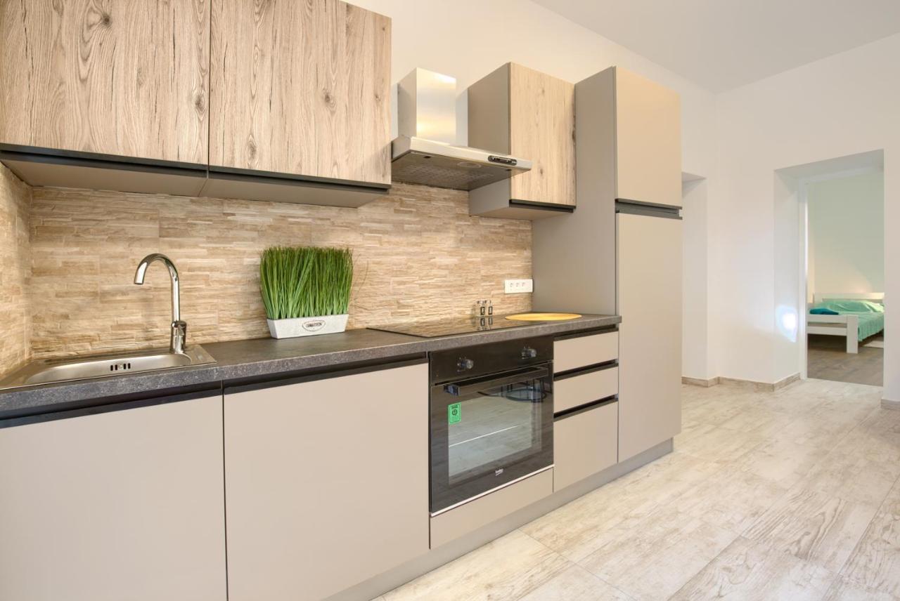 Amphitheater 3+2 Modern Apartment With Terrace, Wifi, Netflix Pula Exterior foto
